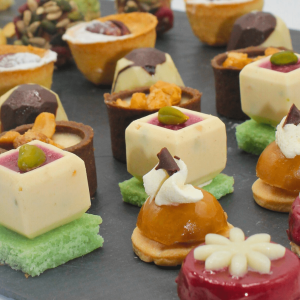 Plateau de 40 miniatures sucrées